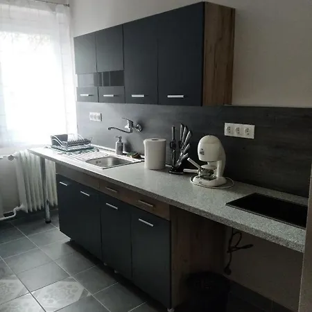 Ujvarosi Lakas Appartement *