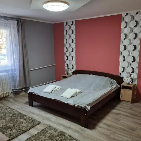 Ujvarosi Lakas Appartement